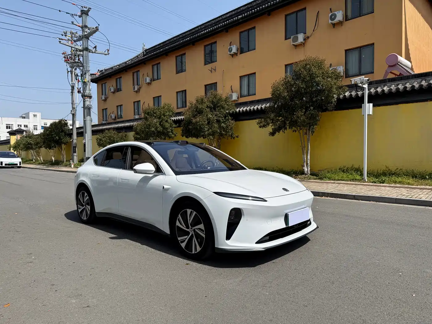 NIO NIO ET5