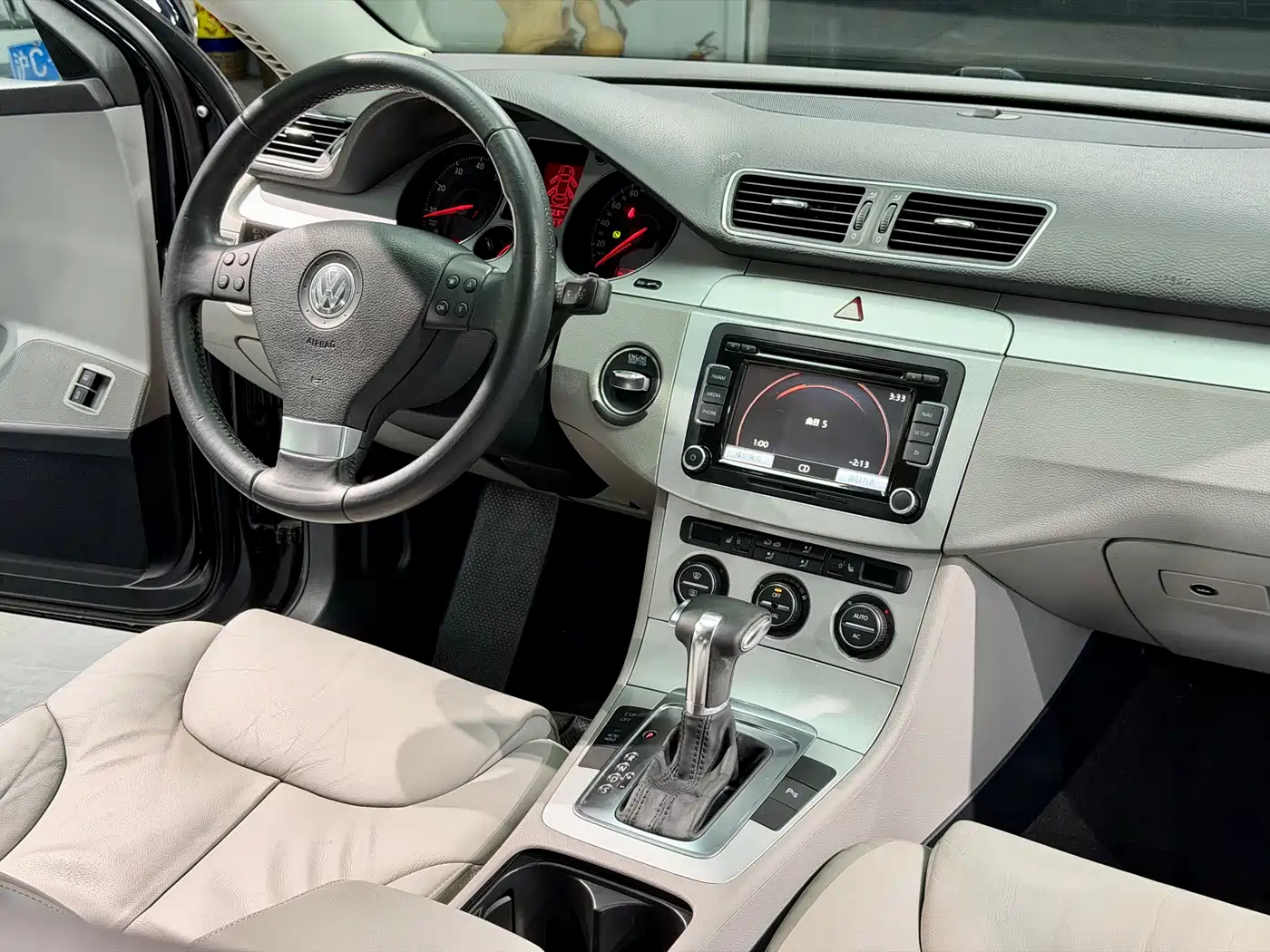 Volkswagen Magotan 2011 2011 1.8TSI DSG Luxury