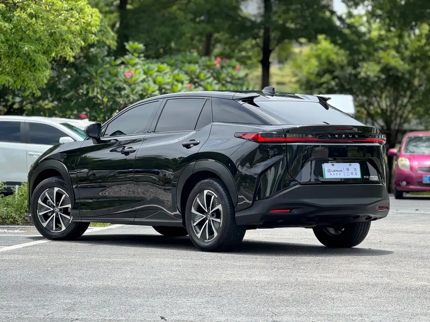 Lexus RZ 2024 2023 450e 4WD Deluxe