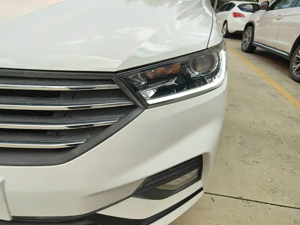 Baojun 360 2019 2018 1.5L Automatic Luxury (China V)