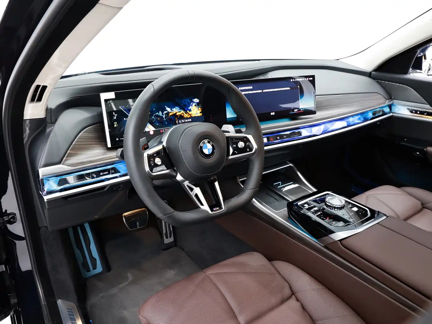 BMW 7-SERIES