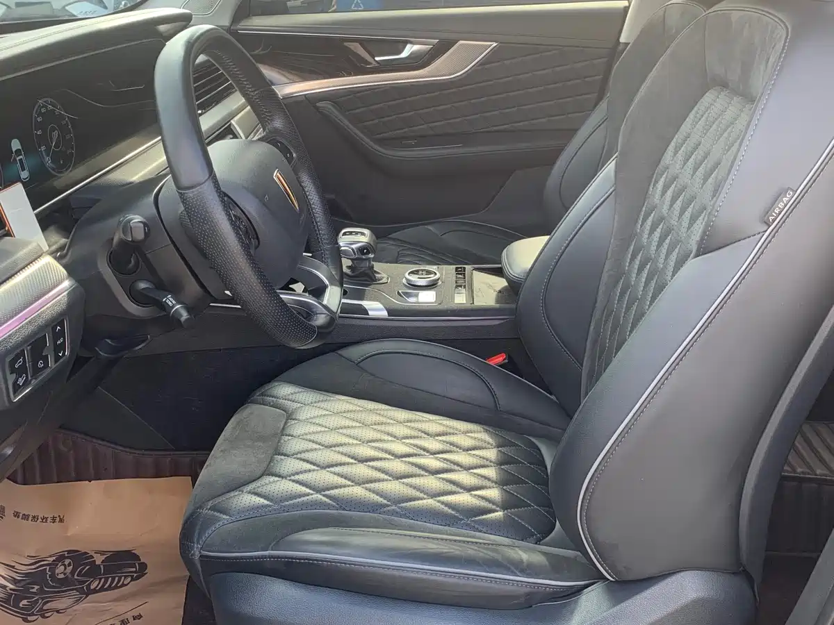 Hongqi HS5 2019 2.0T Smart Connect Enjoy Edition фото 6
