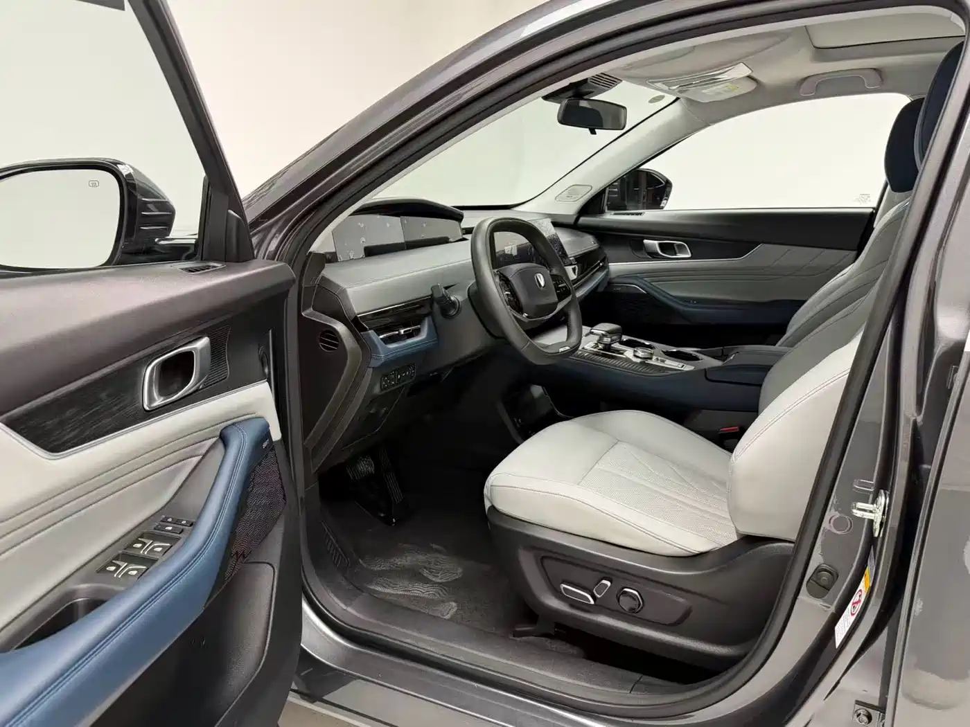 CHANGAN UNI K SMART IDD