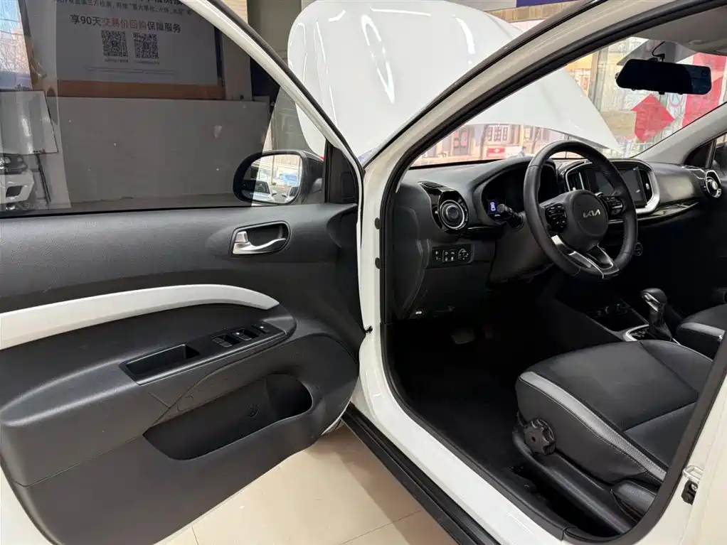 Kia KX1 2021 1.4L CVT Fun Sunroof Version фото 9