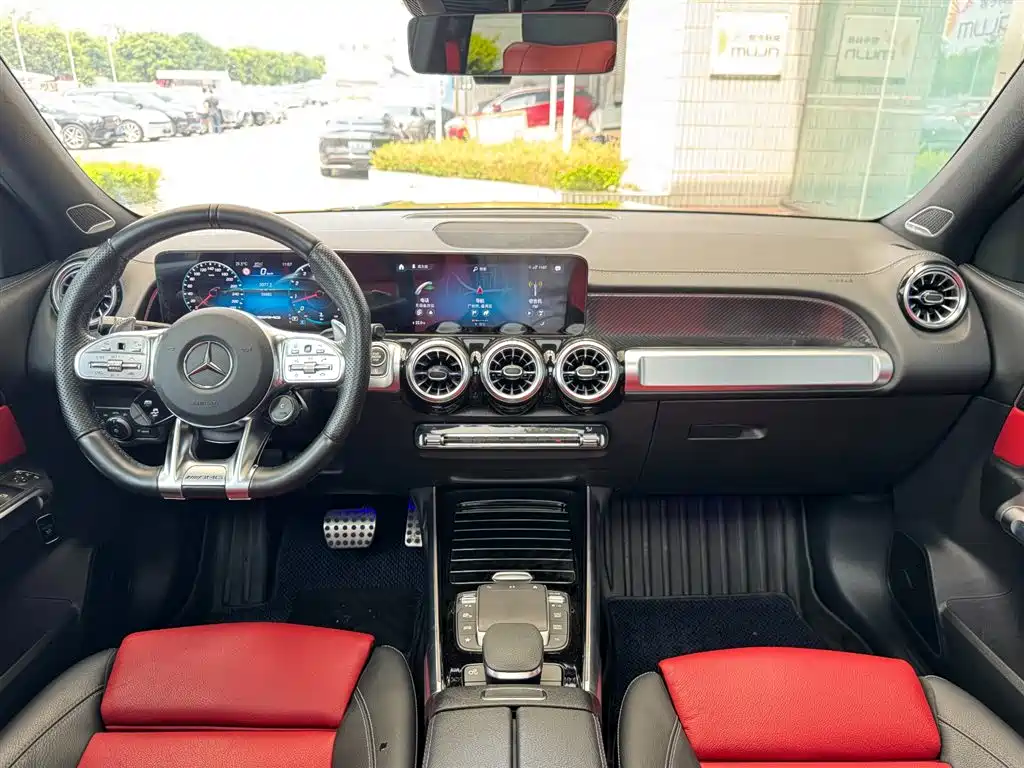 Mercedes-Benz GLB AMG 2022 AMG GLB 35 4MATIC фото 8