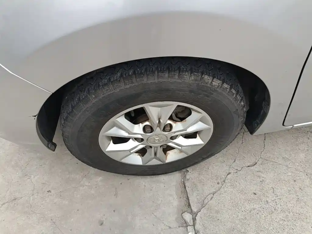 SAIC Maxus Maxus G10 2016 2014 Model Year 2.0T Auto Elite