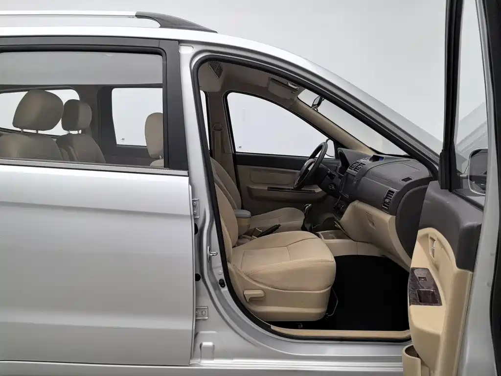 BAIC Weiwang M30 2016 2015 1.5L Comfort Model DAM15