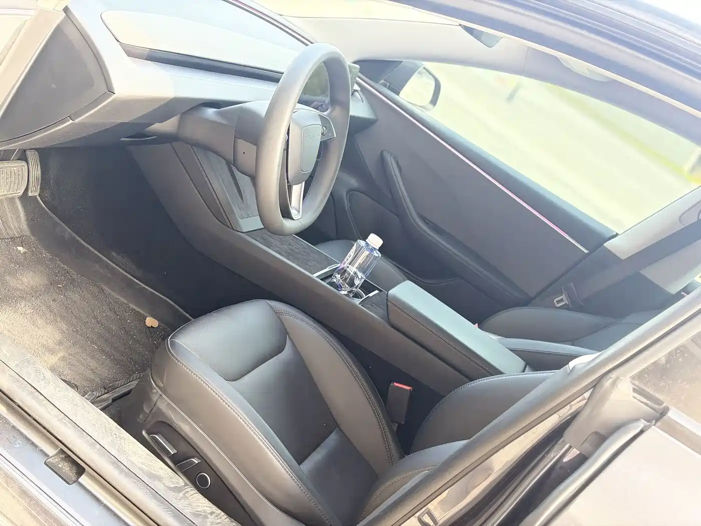 Фото 12 - Tesla Model 3