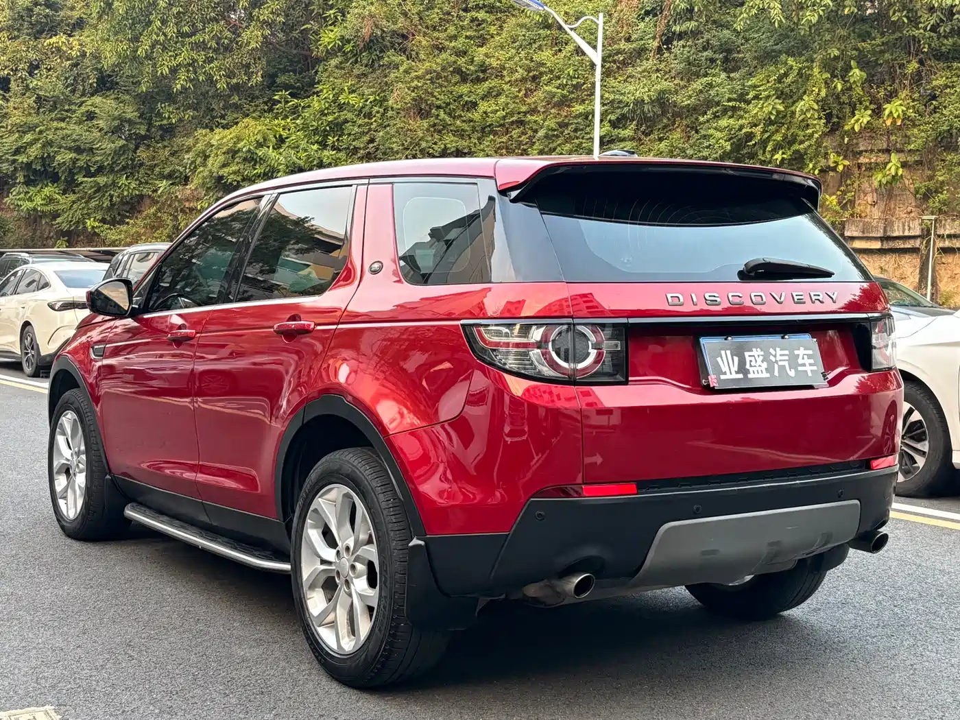 Land Rover Discovery Sport 2016 2.0T SE фото 6
