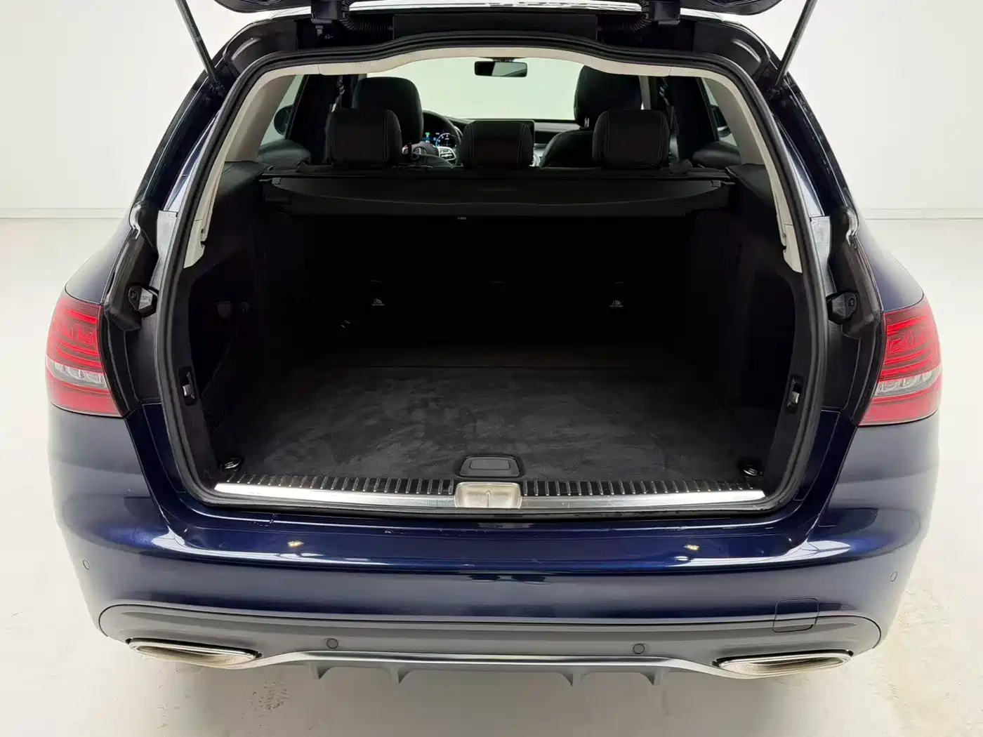 Mercedes-Benz C-Class (Import) 2020 Model C 260 Estate фото 10