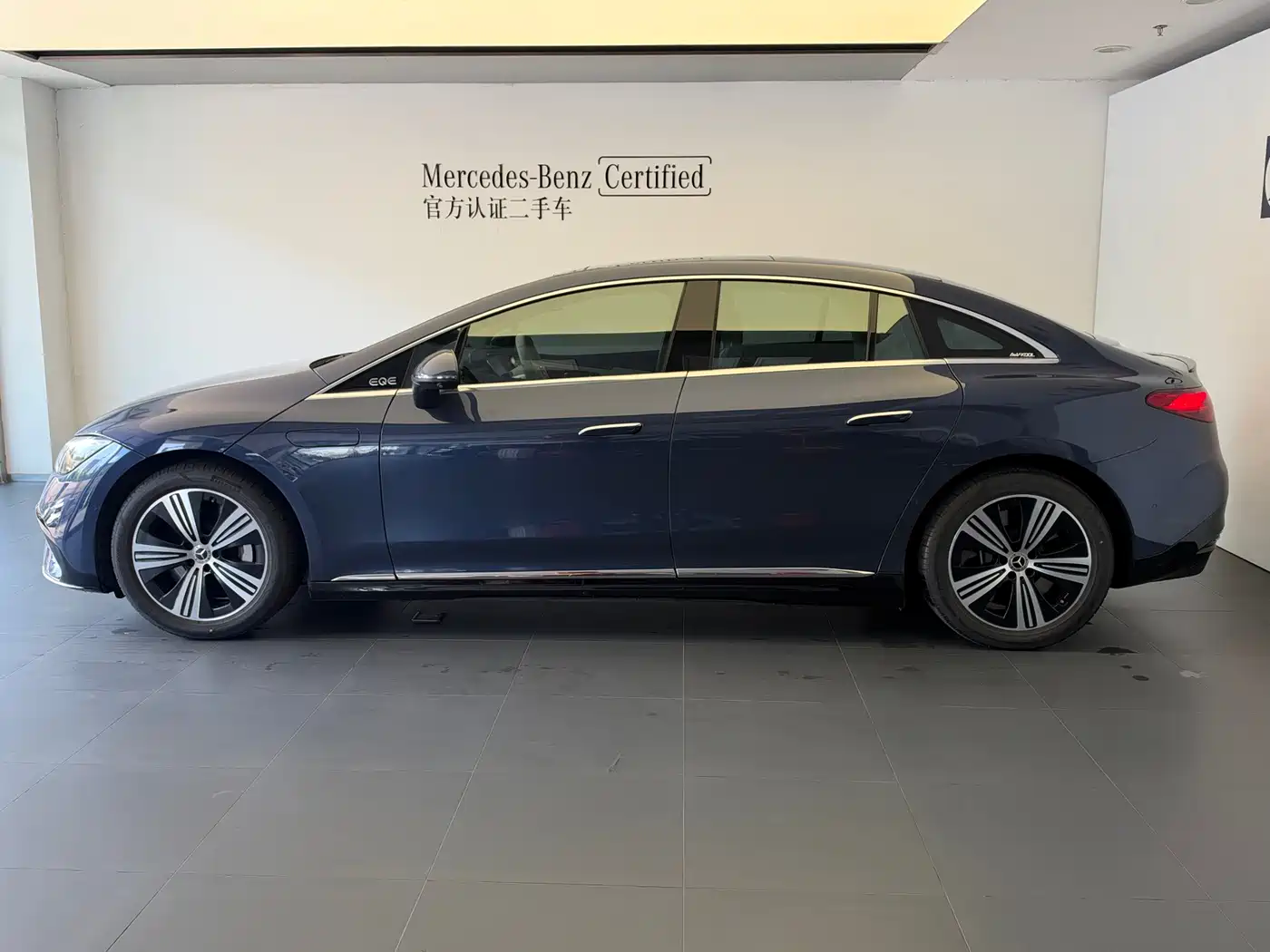 Mercedes-Benz EQE 2025 2022 350 Luxury Edition