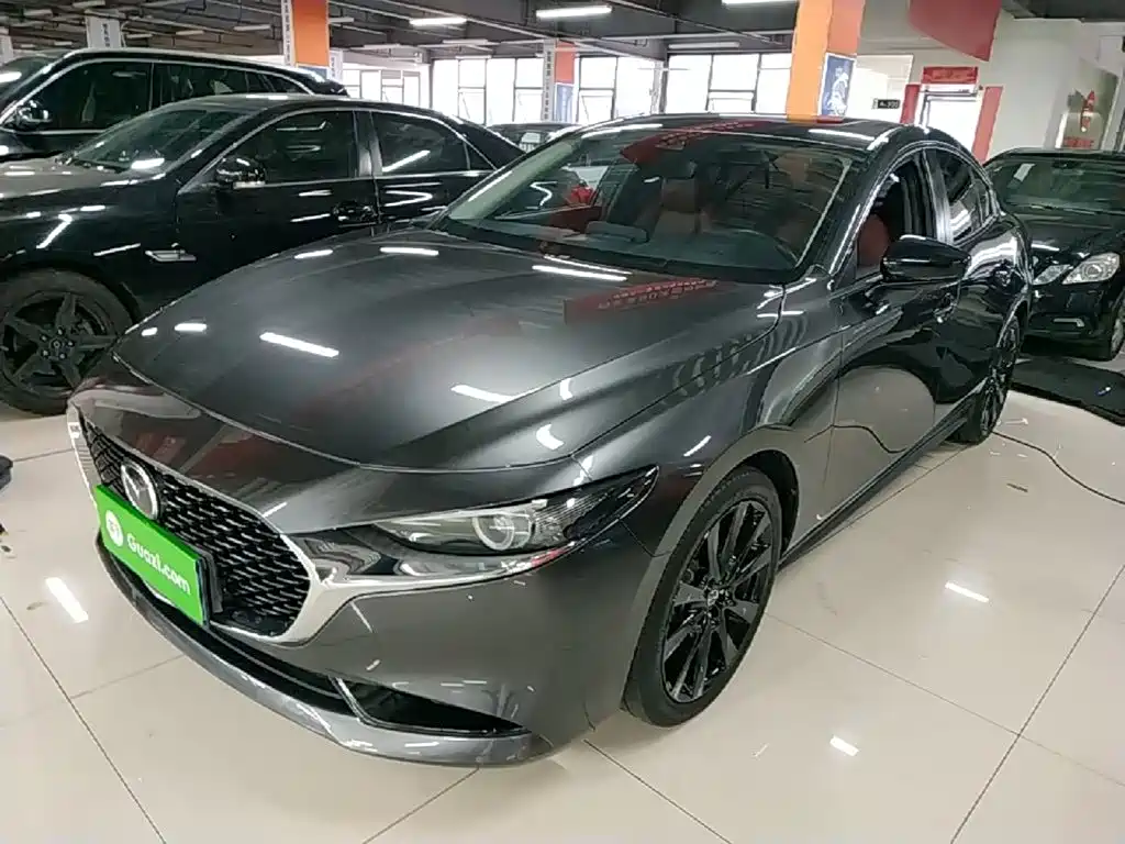 Mazda Mazda3 Axela 2023 — пригон из Китая