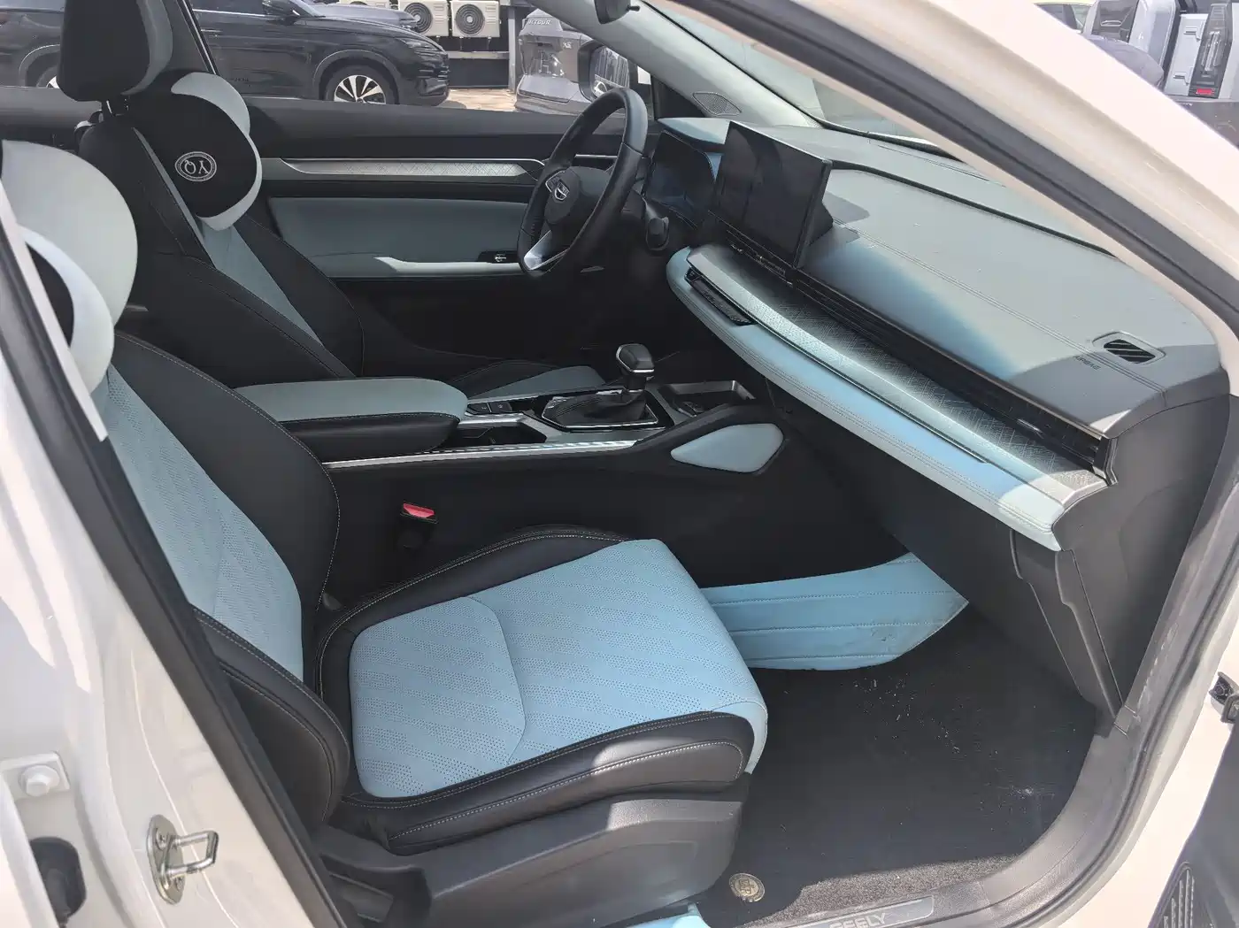 Geely Emgrand L 2022 2022 1.4T CVT Supreme