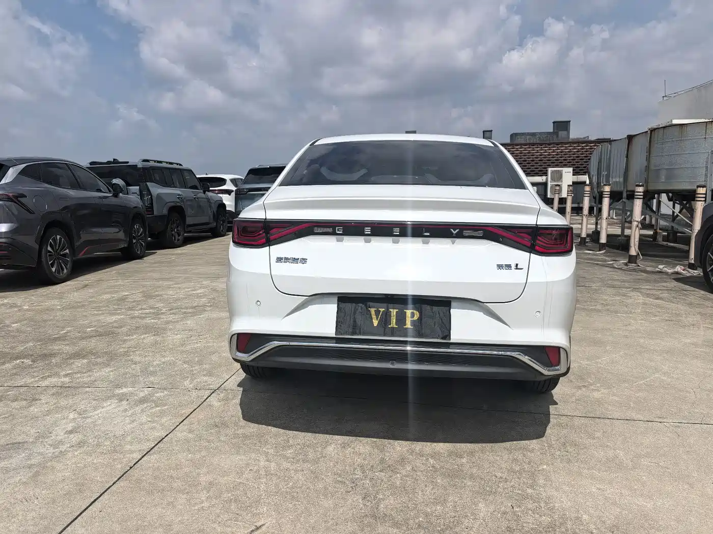 Geely Emgrand L 2022 2022 1.4T CVT Supreme