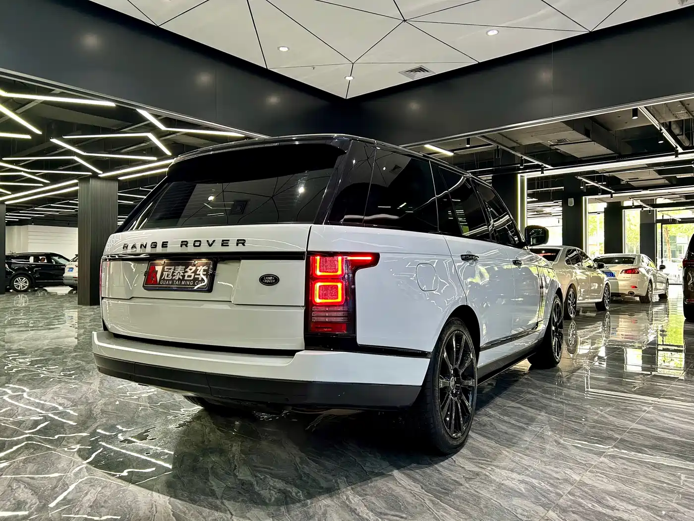 Land Rover Range Rover 2017 3.0 SC V6 Vogue фото 5