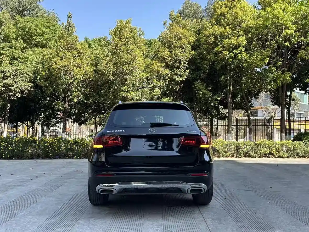 Mercedes-Benz GLC 2020 Facelift GLC 260 L 4MATIC Dynamic фото 10