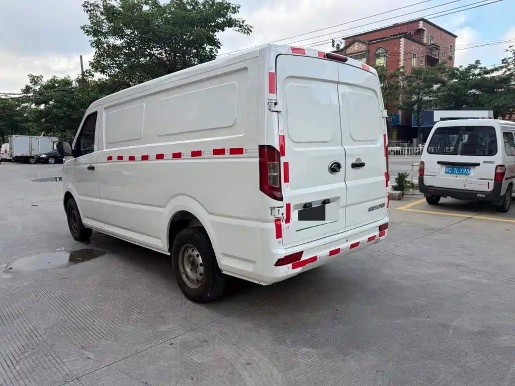 King Long Longyao 6 2022 2022 Van Series CATL 41.86kWh