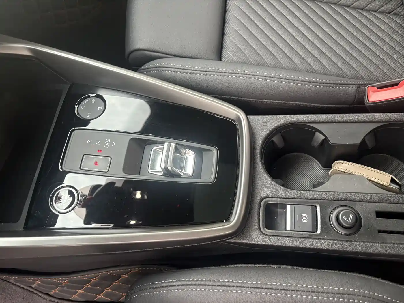 Audi A3 2022 A3L Limousine 35 TFSI Style Elegance фото 18
