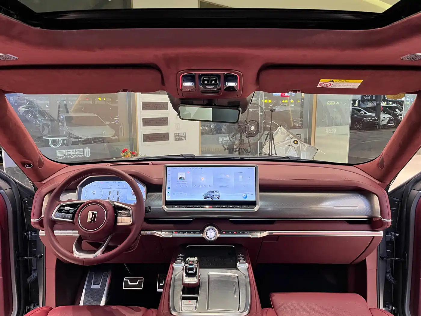 TANK TANK 700 NEW ENERGY