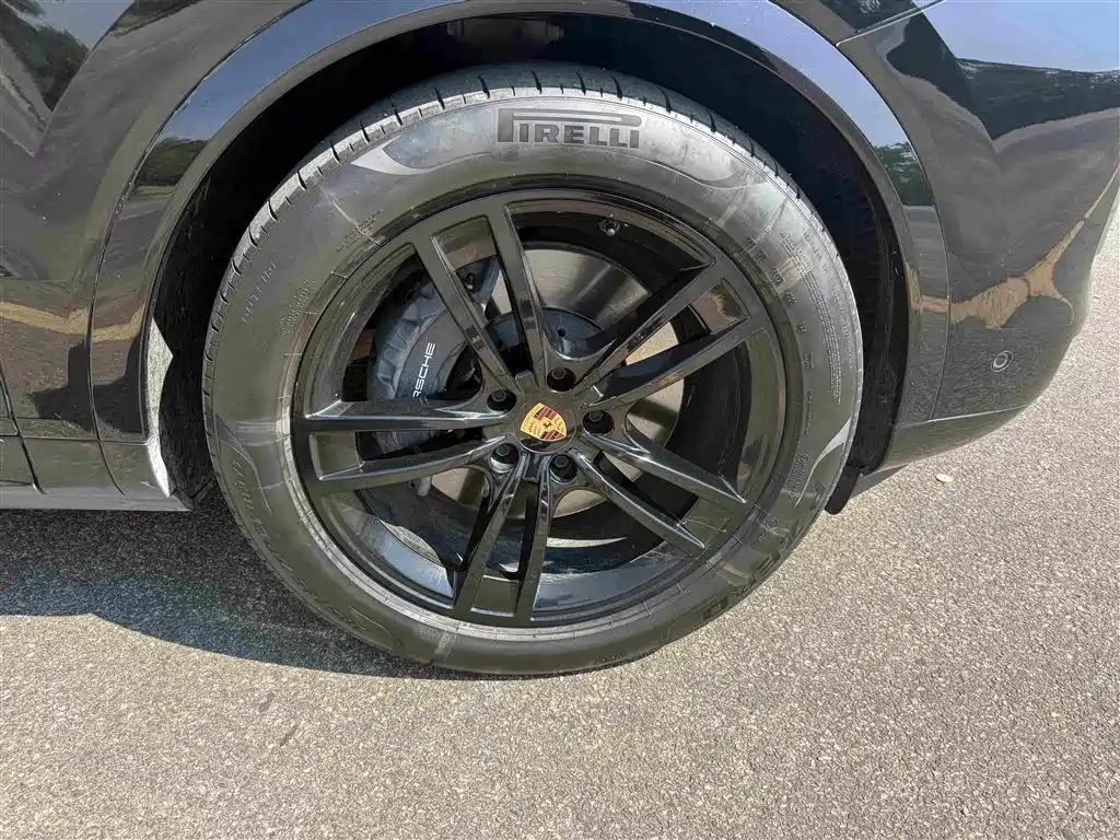 صورة 7 - Porsche Cayenne