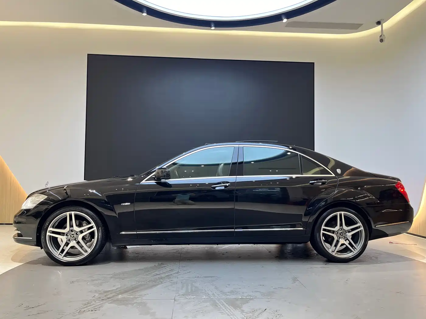 Mercedes-Benz S-Class 2010 S 350 L Luxury фото 3