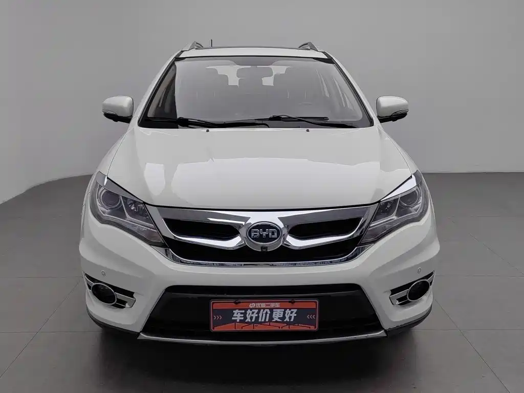 BYD S7 2016 2016 2.0T Automatic Premium Model