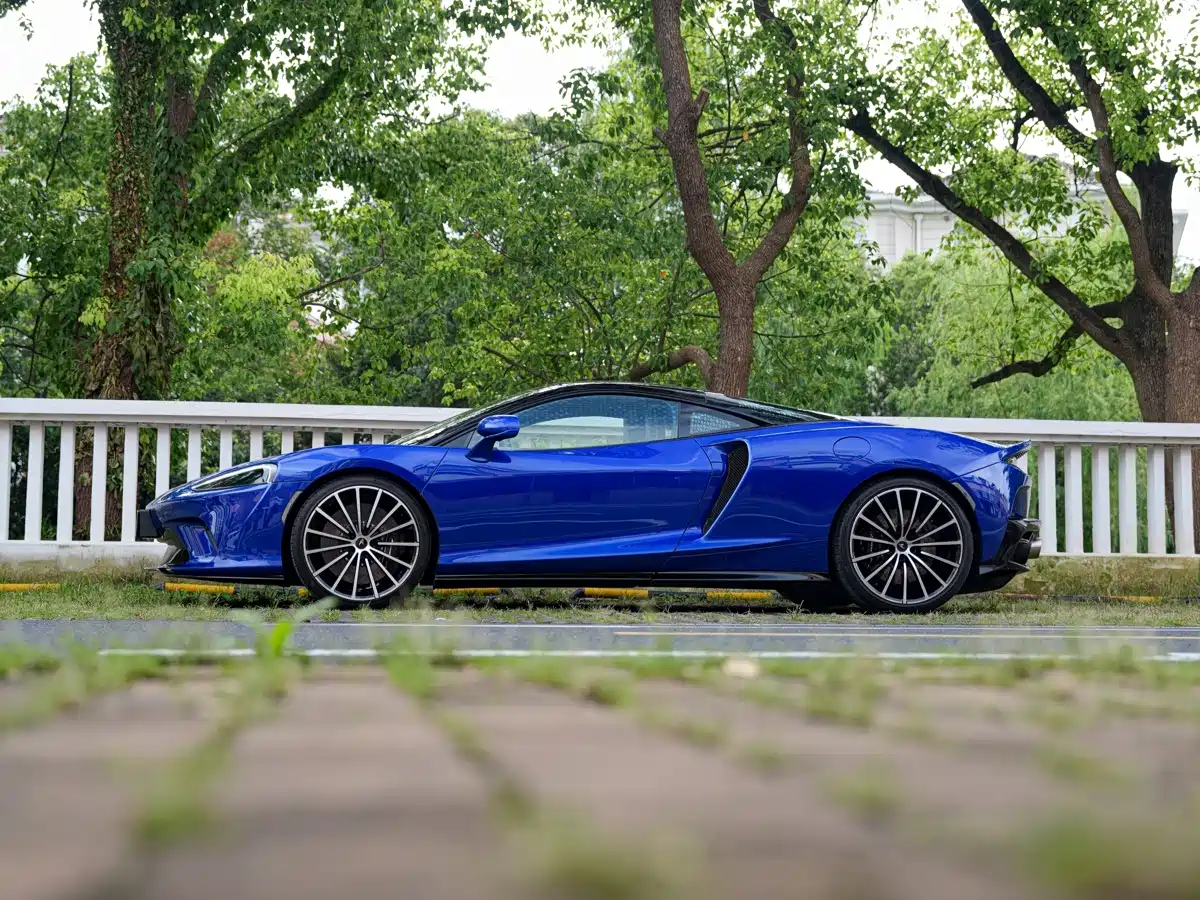 McLaren GT 2023 2023 4.0T Standard Model