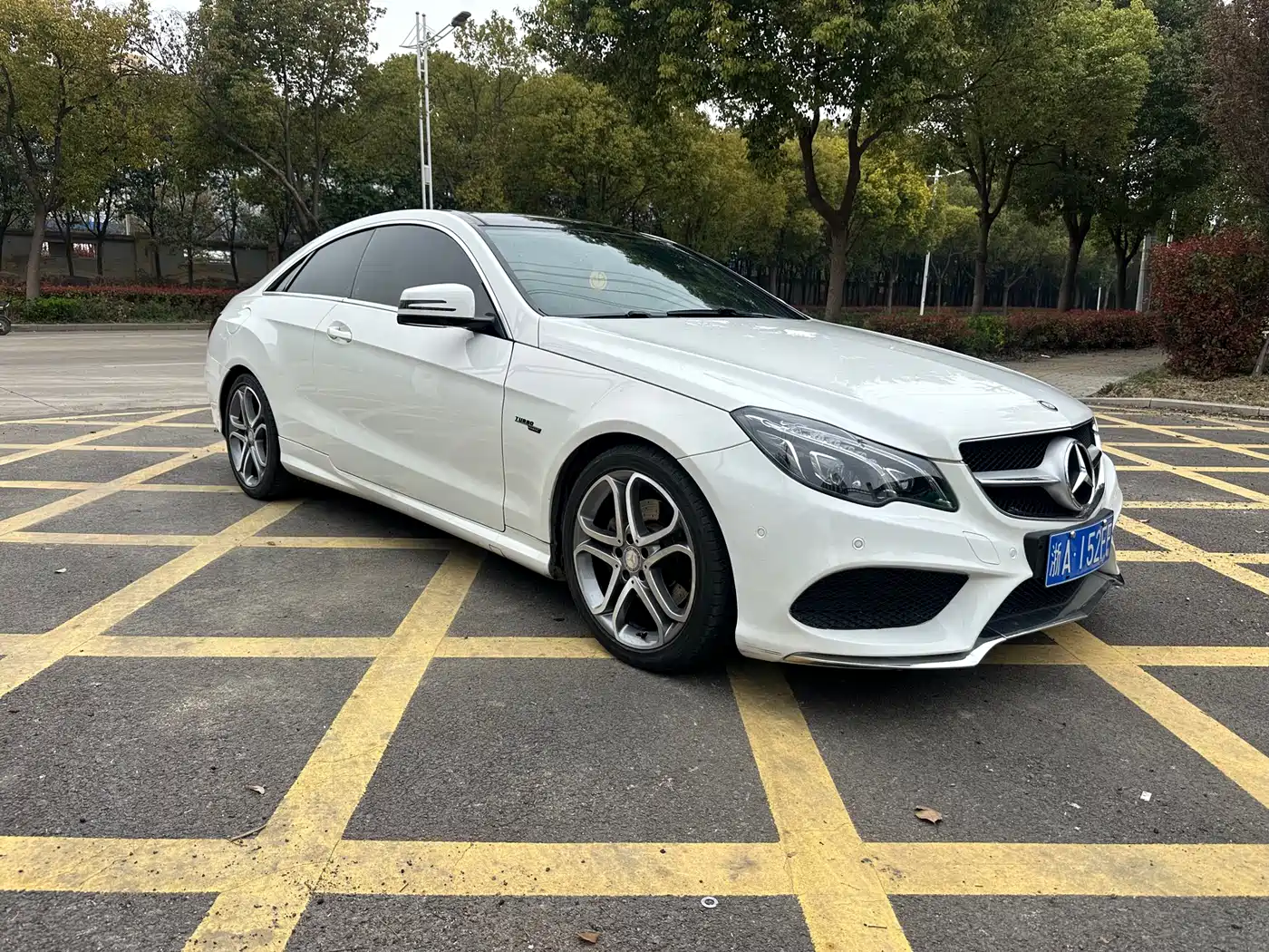 Mercedes-Benz E-Class (Import) 2014 E 260 Coupe фото 3