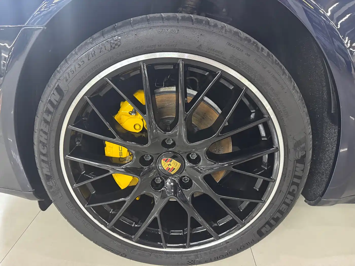 Photo 14 - Porsche Panamera