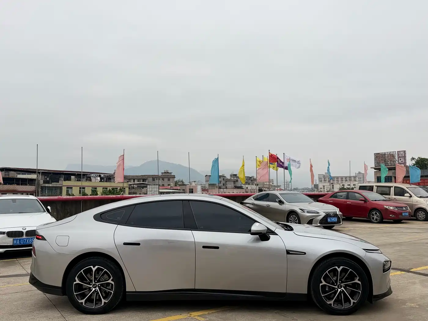 XIAOPENG P7