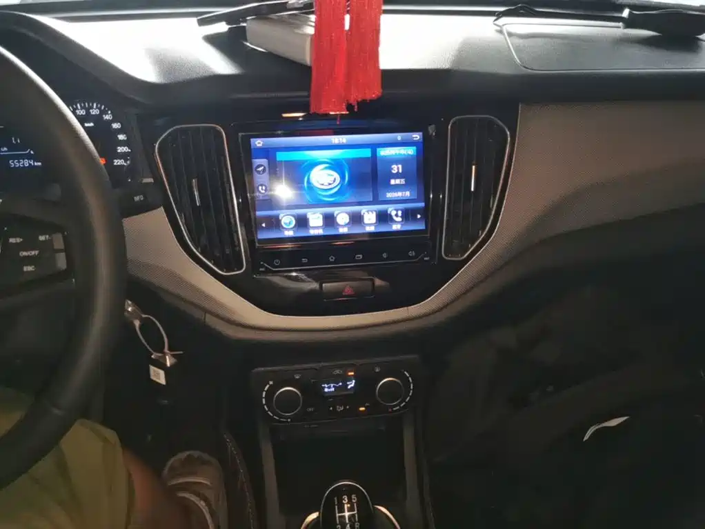 FAW Senya R7 2017 2017 Model 1.6L Manual Comfort