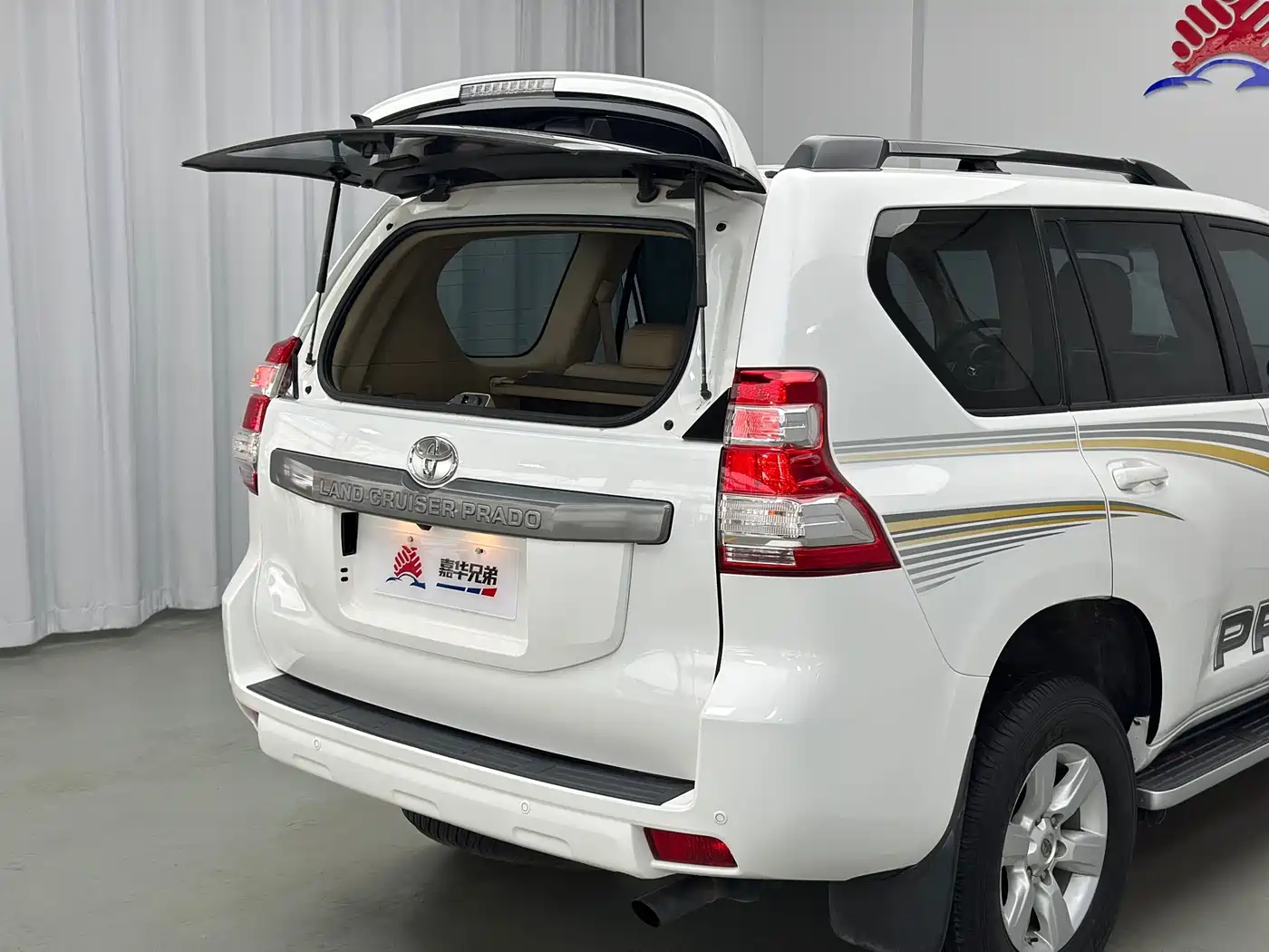Toyota Prado 2016 3.5L Auto TX-L фото 15