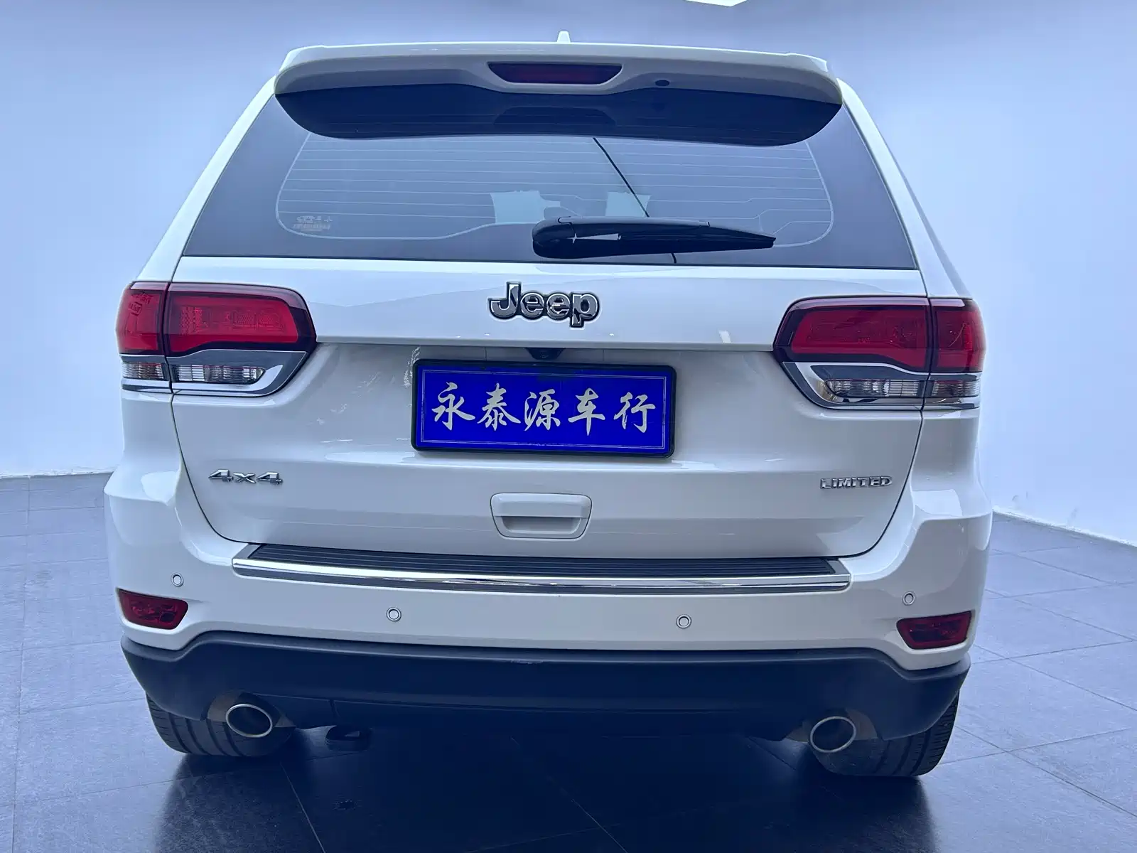 Фото 4 - Jeep Grand Cherokee (Import)