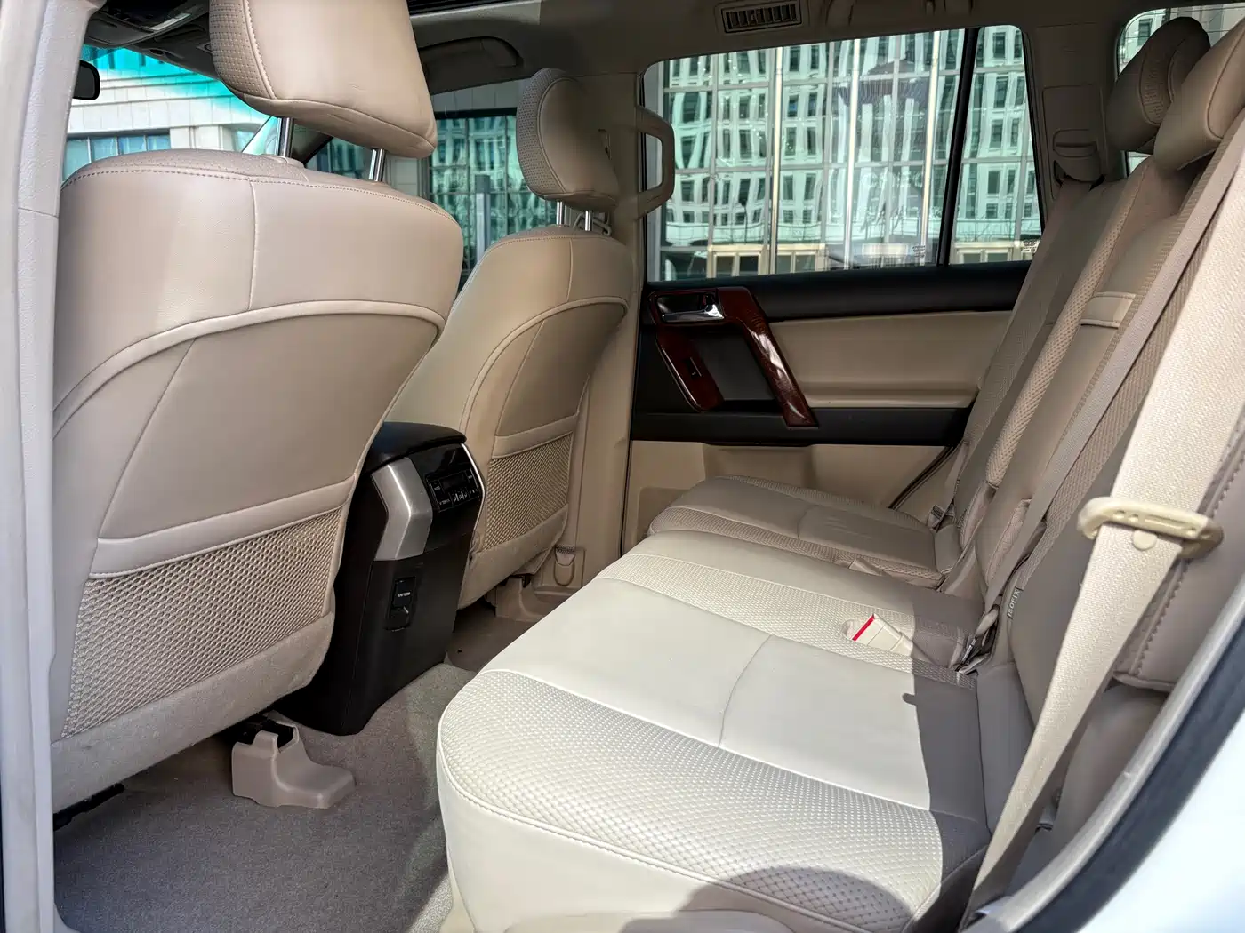 Toyota Prado 2010 4.0L Automatic TX-L фото 10