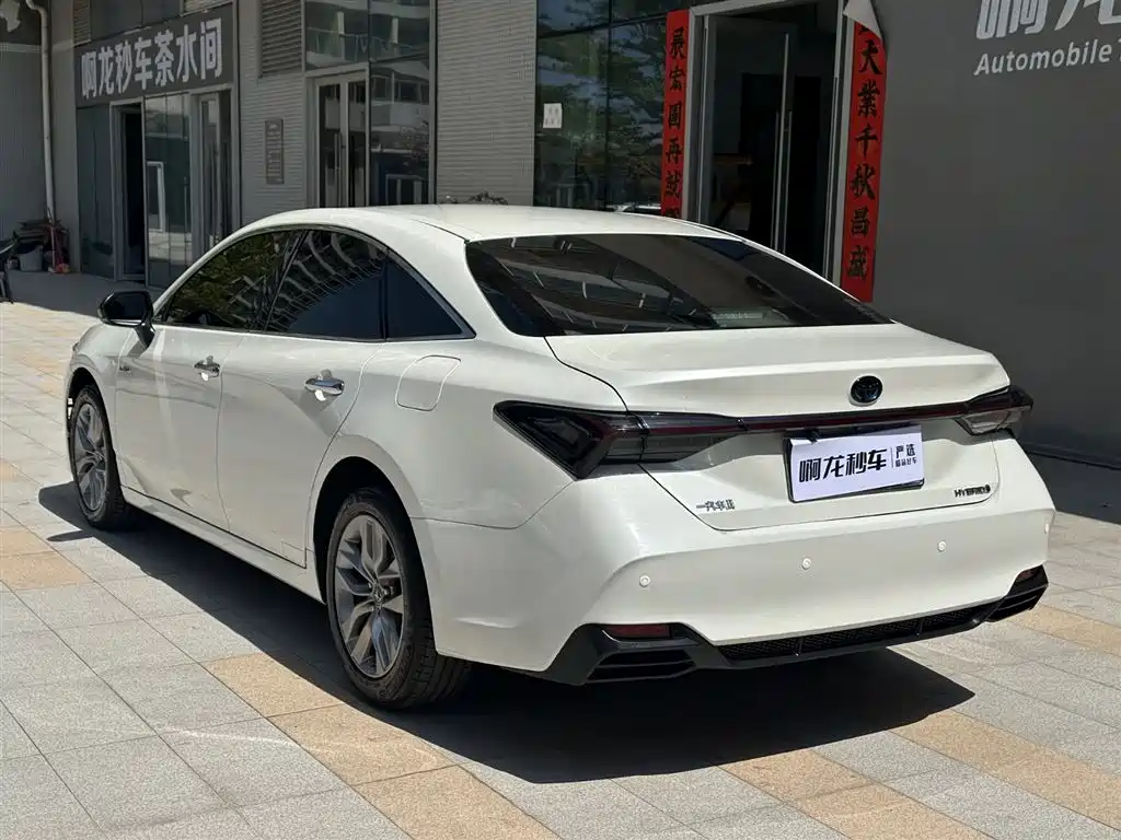 Toyota Avalon 2019 Hybrid 2.5L Luxury Edition China VI фото 8
