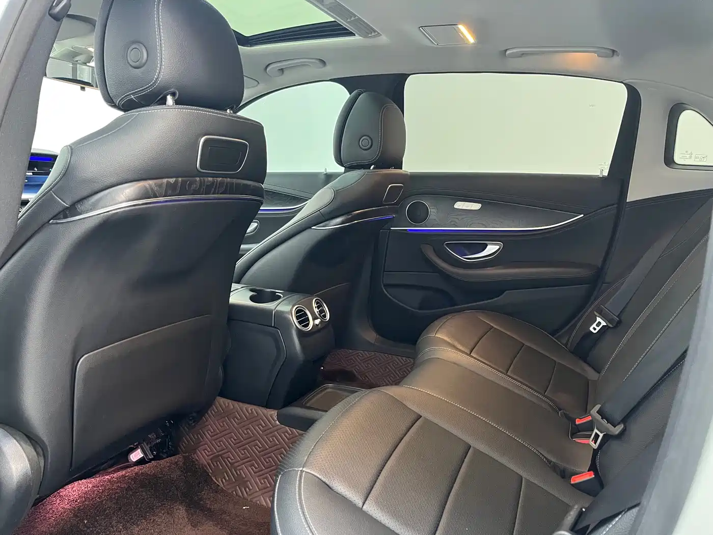 Mercedes-Benz E-Class 2019 E 200 L Sport фото 8