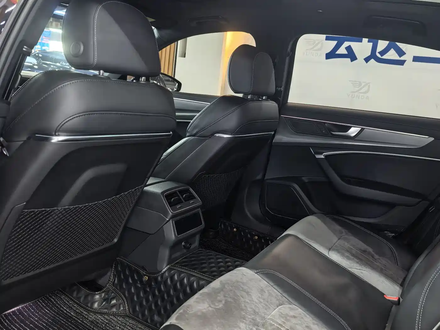Audi A6L 2020 45 TFSI Premium Dynamic фото 10