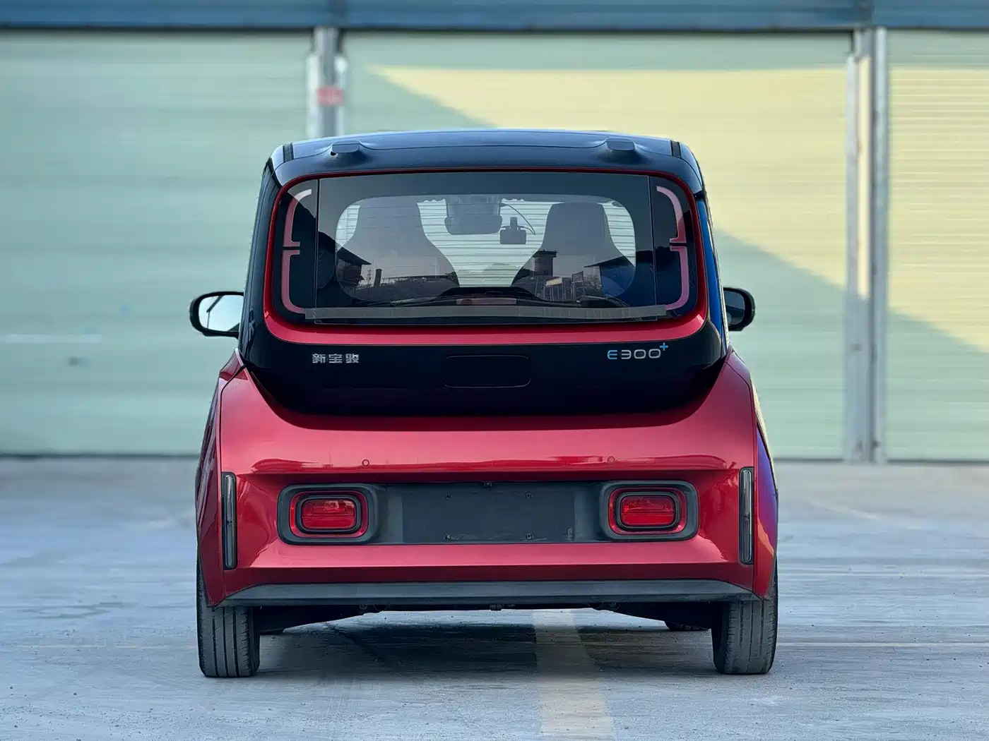 2021 Baojun E300