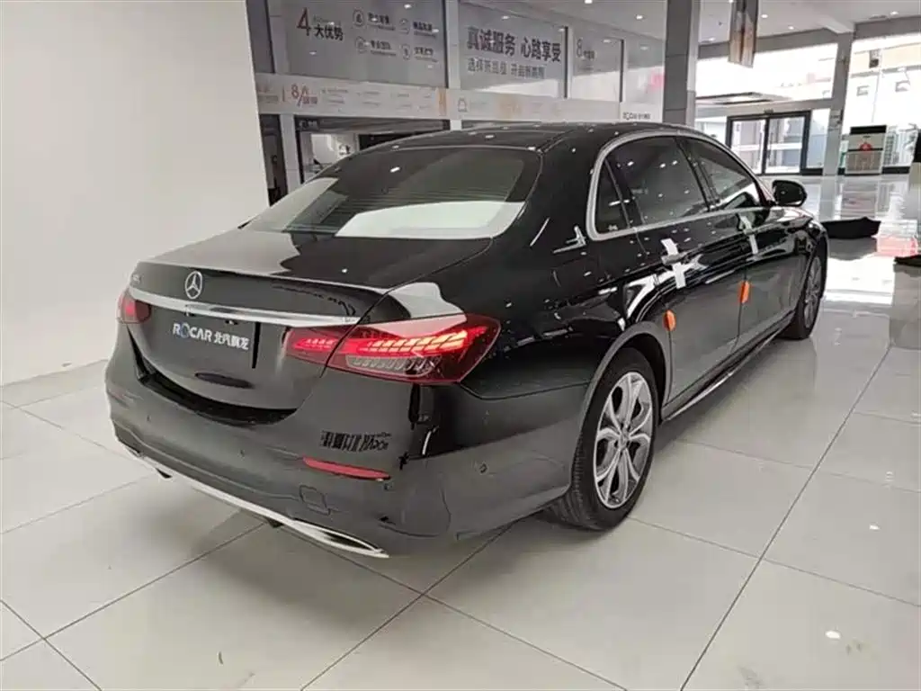Mercedes-Benz E-Class 2023 E 300 L Sport Luxury фото 9