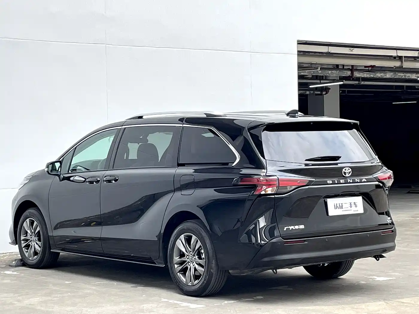Toyota Sienna 2026 Model 2.5L Hybrid 2WD Comfort Edition фото 34