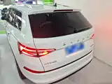 Фото 6 - Škoda Kodiaq
