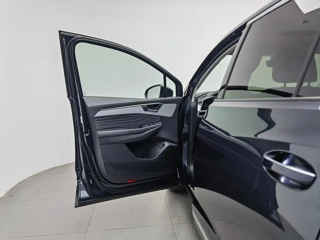 Фото 8 - Volkswagen Talagon