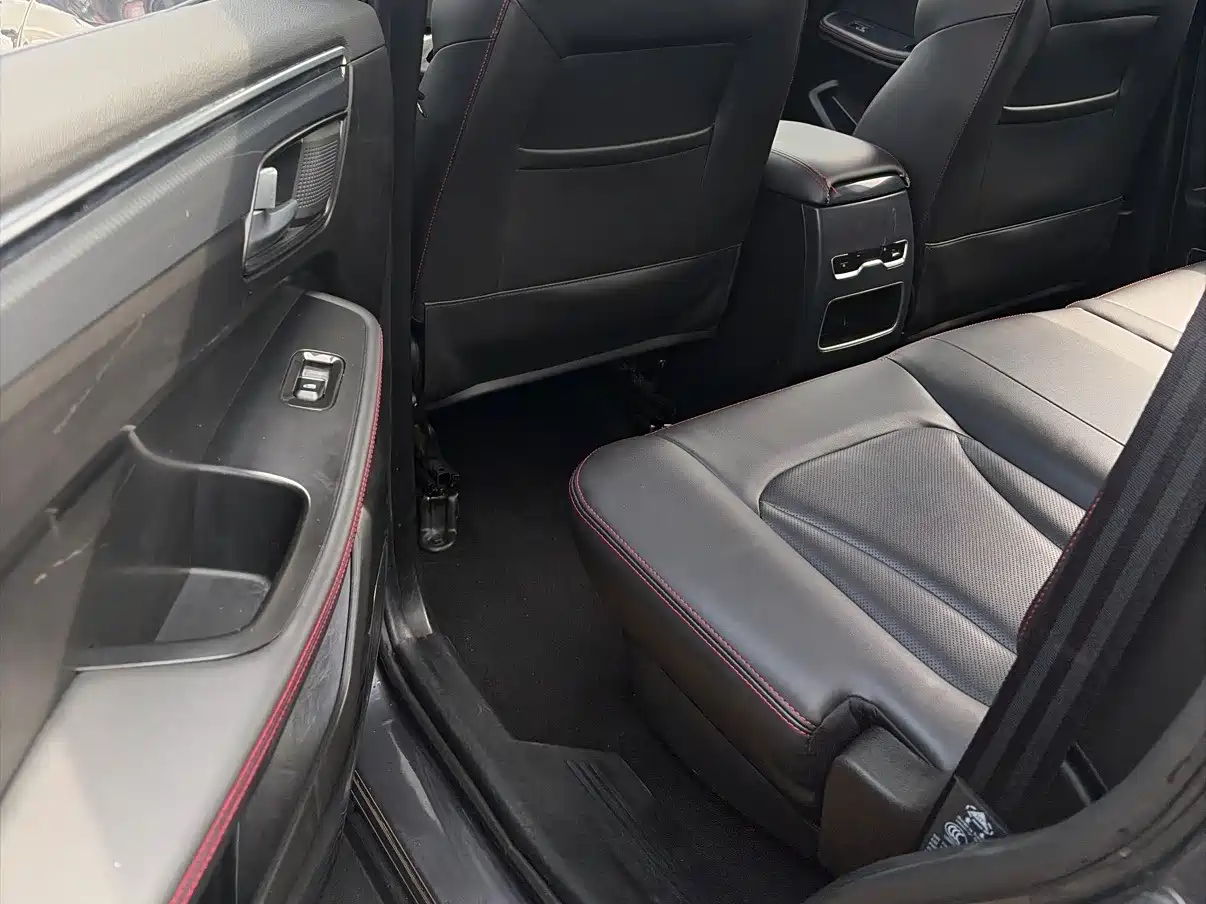 SWM Motor SWM G05 2021 2021 PRO 1.5T Automatic Premium 7-seater