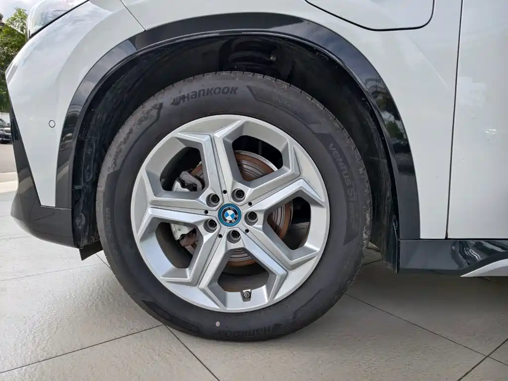 BMW iX1 2025 2025 eDrive25L X Design Package