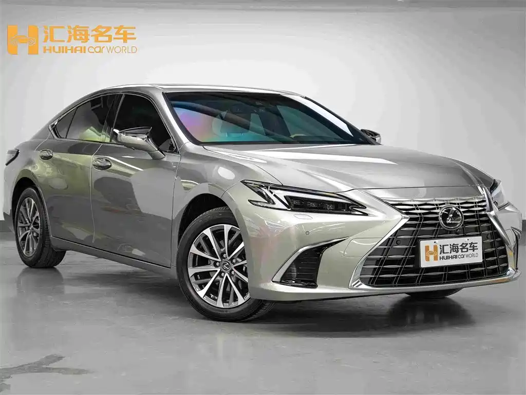2026 Lexus ES