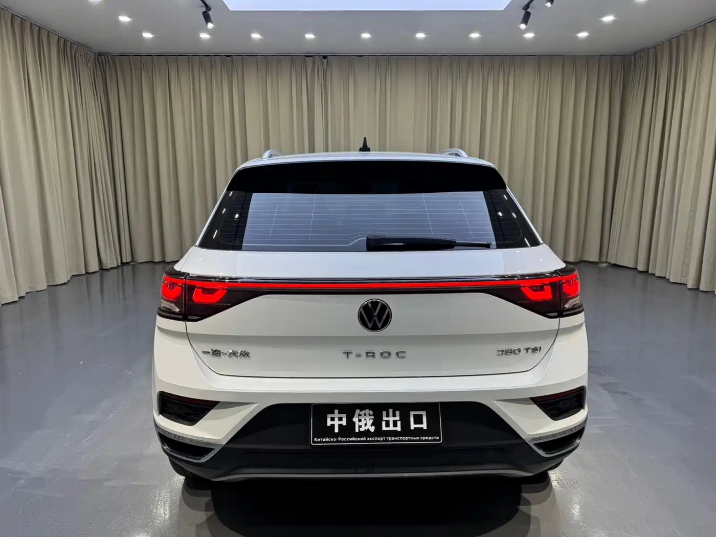 Volkswagen T-Roc, миниатюра 5