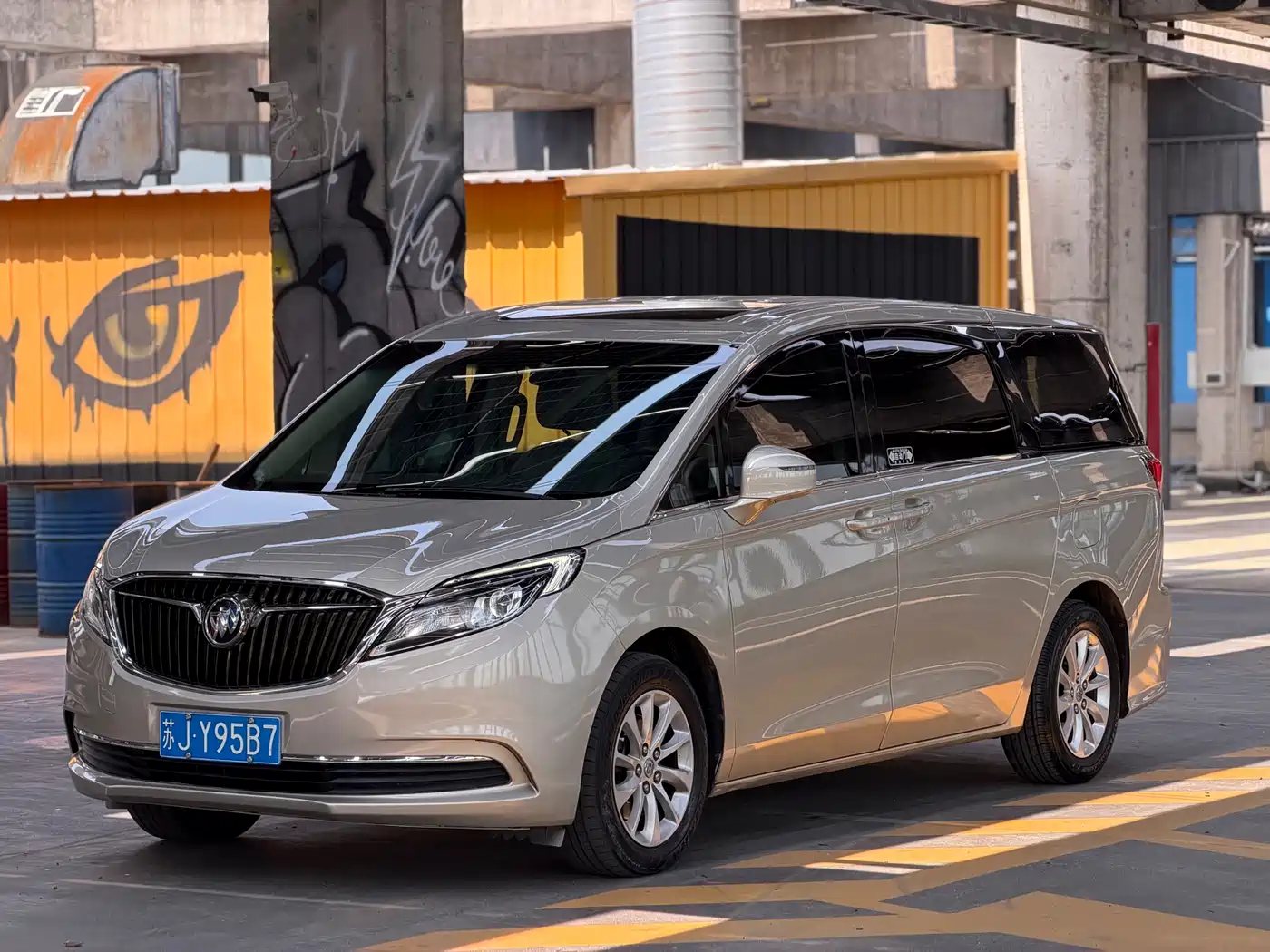 Buick GL8 2017 ES 28T Comfort Type China V