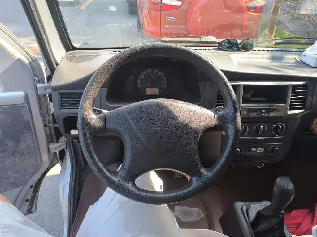 Wuling Motors Wuling Zhiguang 2020 2020 1.2L Utility China VI LSI