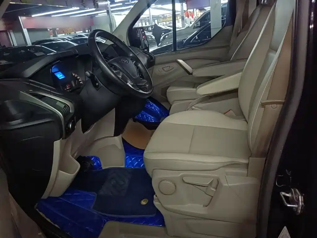 Photo 15 - Ford Tourneo