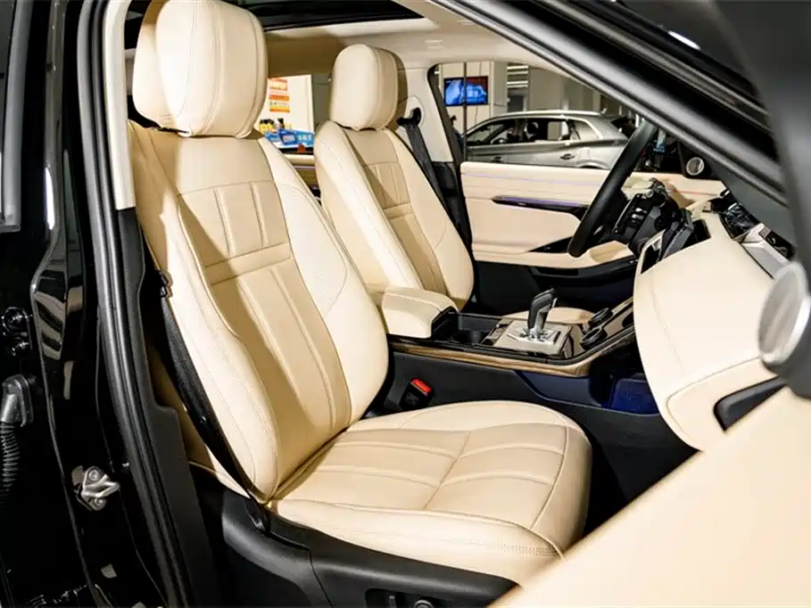 Land Rover Range Rover Evoque 2023 Range Rover Evoque L 249PS Premium Luxury Edition фото 21